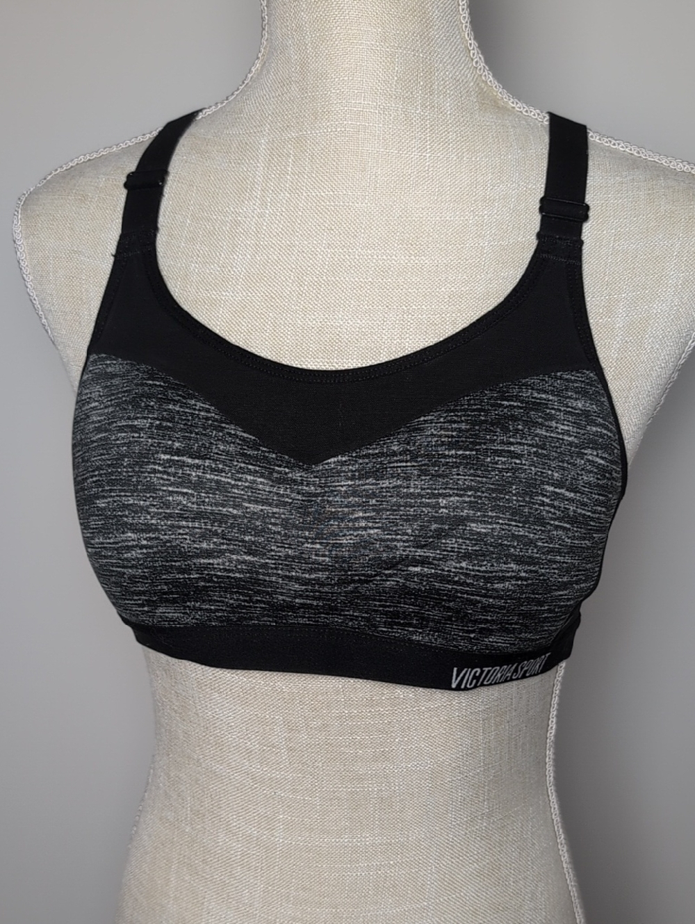 Victoria Secret Black & Heather Gray Seamless Sports Bra